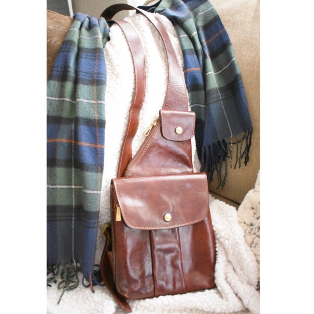 Guidi Brown Leather Sling Bag